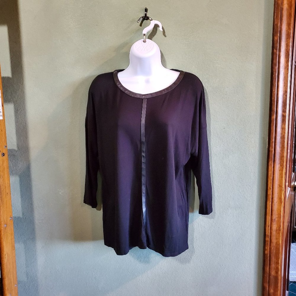 Black knit 3/4 length sleeve and leather detail